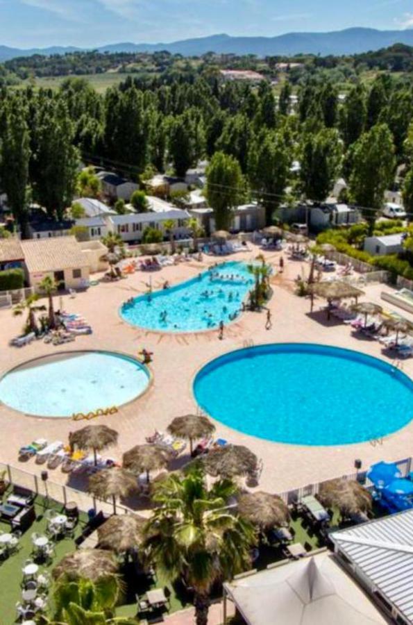 Magic Mobile Montourey, 3 Chambres, 2 Salles De Bain, Piscine Disponible Sur Place Frejus