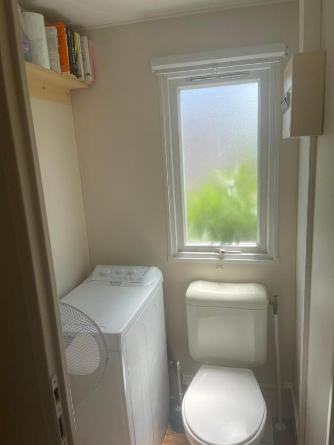 Magic Mobile Montourey, 3 Chambres, 2 Salles De Bain, Piscine Disponible Sur Place Holiday park